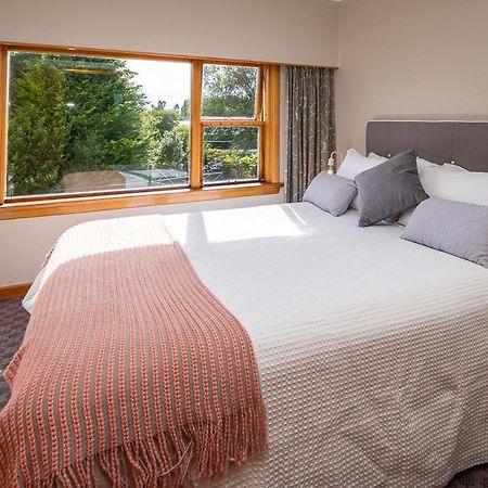 Grand View - Te Anau Holiday Home Exterior foto