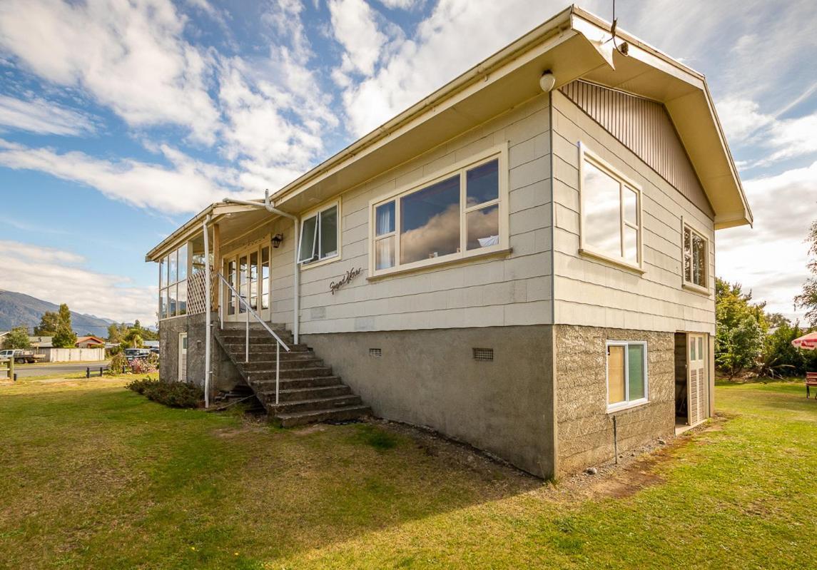 Grand View - Te Anau Holiday Home Exterior foto